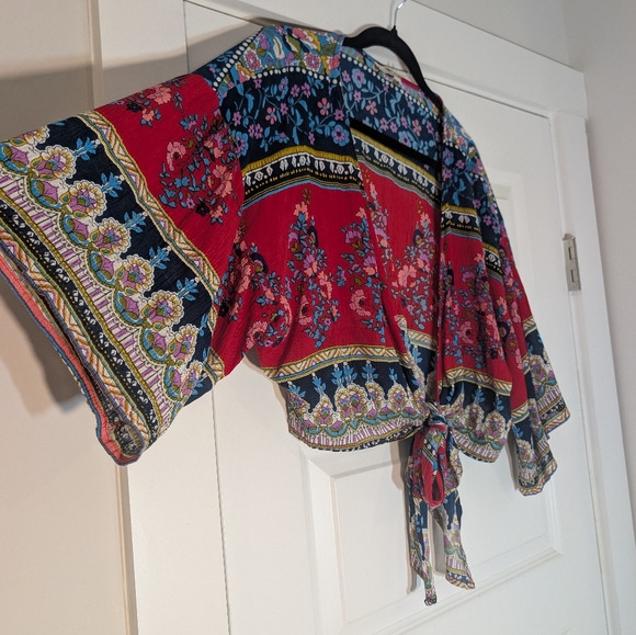 Patrons of Peace Red and Blue Floral Bohemian Wrap Size S - Picture 4 of 8